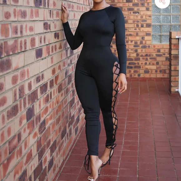 Amber black jumpsuit - Picture 4 of 4